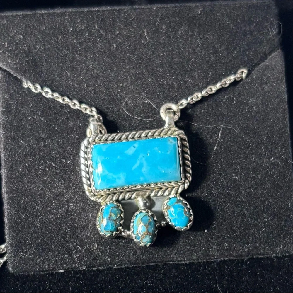 NEW Vintage Style Turquoise & Sterling Silver Pendant Necklace - Picture 2 of 4